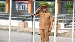 Sekda Kolaka Utara Tekankan Penggunaan Aplikasi SRIKANDI dan Persiapan Audit BPK dalam Apel Gabungan
