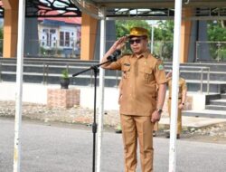 Sekda Kolaka Utara Tekankan Penggunaan Aplikasi SRIKANDI dan Persiapan Audit BPK dalam Apel Gabungan