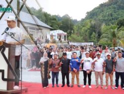 Mengusung Tagline “2026 Tahunnya Anak Muda”, Kemah Rakyat di Desa Woitombo Resmi Dibuka